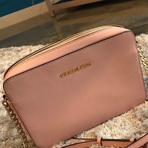 Michael Kors Jet Set Cross body